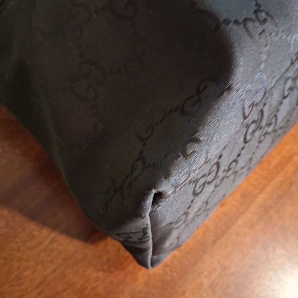 Gucci Brown Monogram Shoulder Bag - Picture 7 of 15